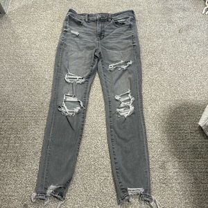 American eagle ripped jeans